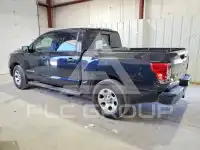 2017 Nissan TITAN фото