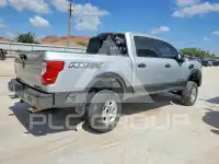 2017 Nissan TITAN фото