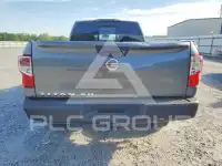2017 Nissan TITAN фото