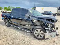 2017 Nissan TITAN фото