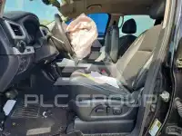 2017 Nissan TITAN фото