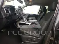 2017 Nissan TITAN фото