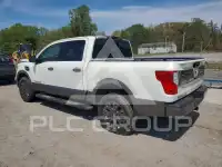 2017 Nissan TITAN photo