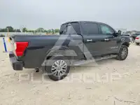 2017 Nissan TITAN фото