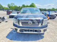 2017 Nissan TITAN фото