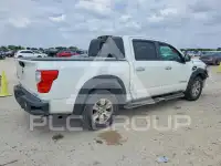 2017 Nissan TITAN фото