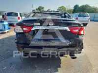 2017 Nissan MAXIMA photo