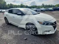 2017 Nissan MAXIMA photo