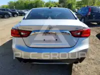 2017 Nissan MAXIMA photo