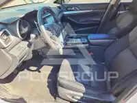 2017 Nissan MAXIMA photo