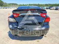 2017 Nissan MAXIMA photo