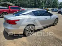 2017 Nissan MAXIMA photo