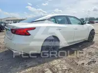 2017 Nissan MAXIMA photo