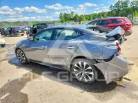 2017 Nissan MAXIMA photo
