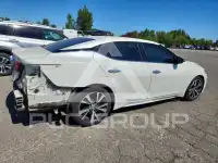 2017 Nissan MAXIMA photo