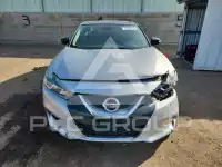 2017 Nissan MAXIMA photo
