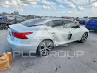 2017 Nissan MAXIMA photo