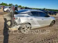 2017 Nissan MAXIMA photo