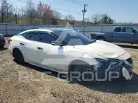 2017 Nissan MAXIMA photo