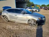 2017 Nissan MAXIMA photo