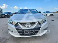 2017 Nissan MAXIMA photo