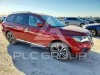 2017 Nissan PATHFINDER photo