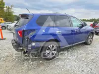 2017 Nissan PATHFINDER photo