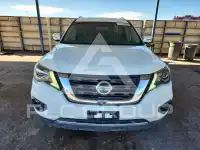 2017 Nissan PATHFINDER photo
