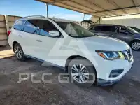 2017 Nissan PATHFINDER photo