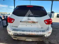 2017 Nissan PATHFINDER photo
