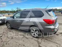 2017 Nissan PATHFINDER photo