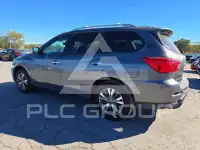 2017 Nissan PATHFINDER photo