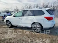 2017 Nissan PATHFINDER photo