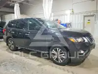 2017 Nissan PATHFINDER photo