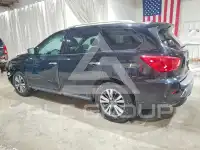 2017 Nissan PATHFINDER photo