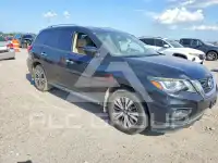 2017 Nissan PATHFINDER фото