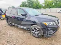 2017 Nissan PATHFINDER photo