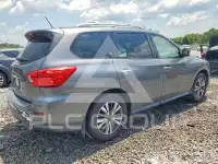 2017 Nissan PATHFINDER photo