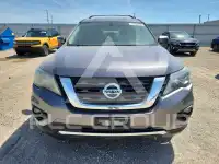 2017 Nissan PATHFINDER photo