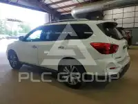 2017 Nissan PATHFINDER photo