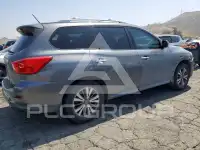2017 Nissan PATHFINDER photo