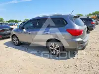 2017 Nissan PATHFINDER photo