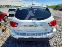 2017 Nissan PATHFINDER photo