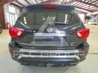2017 Nissan PATHFINDER photo