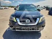 2017 Nissan PATHFINDER photo