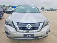 2017 Nissan PATHFINDER photo