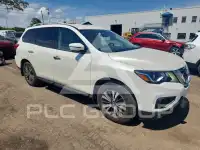 2017 Nissan PATHFINDER photo