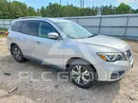 2017 Nissan PATHFINDER photo