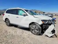 2017 Nissan PATHFINDER photo