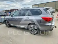 2017 Nissan PATHFINDER photo